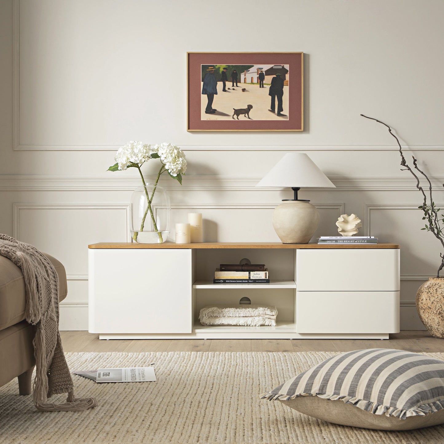 Agnes Curved Edge 150cm Wide TV Unit, White