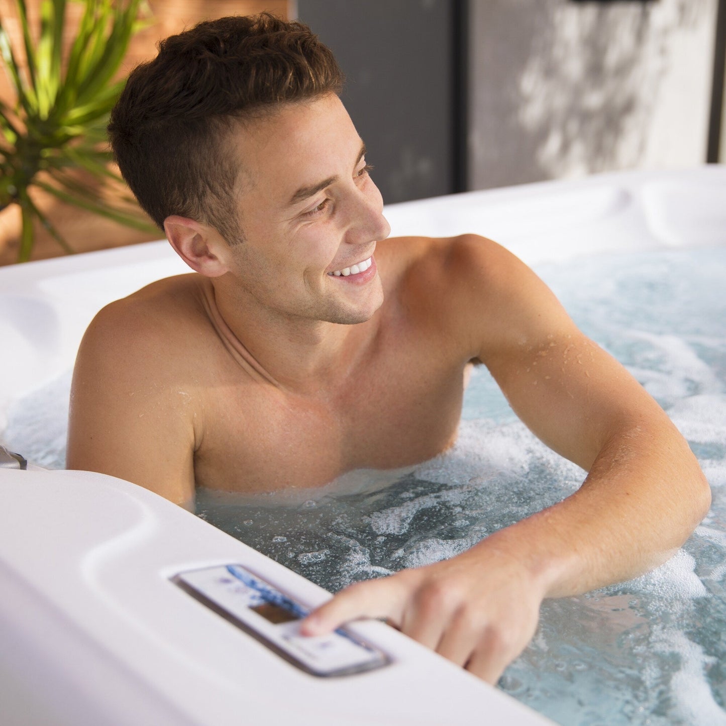 Lifesmart LS450DX 7-Person 22-Jet 110v Plug and Play Spa with Waterfall