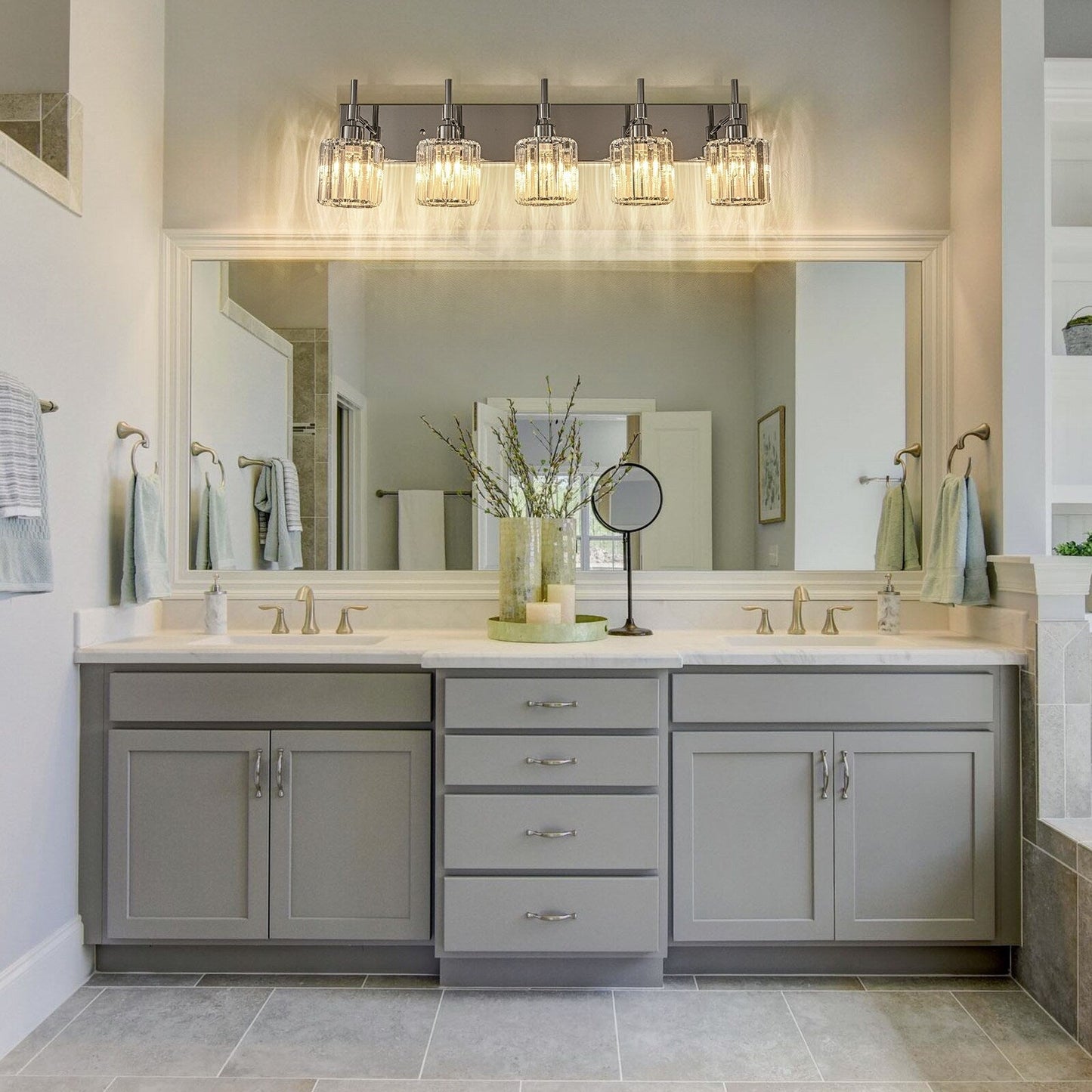 Modern Dimmable Crystal Bathroom Vanity Light Wall Sconces with Crystal Shades