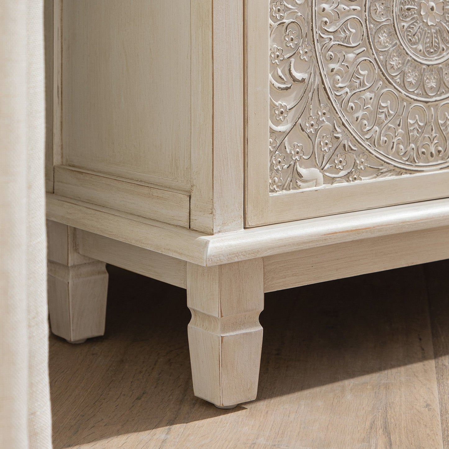 Chantilly Whitewashed Corner TV Unit